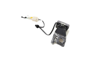 Attache ceinture arriere gauche PEUGEOT 308 2 Photo n°2