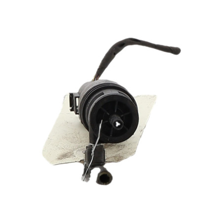 Pompe lave glace avant MERCEDES CLASSE C 204