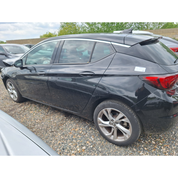 Attache ceinture arriere gauche OPEL ASTRA K Photo n°11