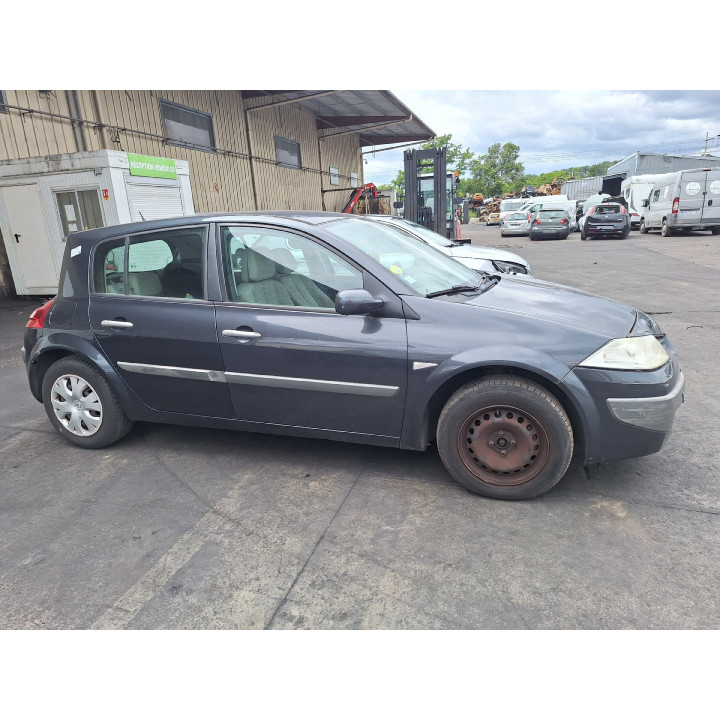 Feu arriere principal droit (feux) RENAULT MEGANE 2 Photo n°9