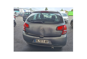 Feu arriere stop central CITROEN C3 2 Photo n°9
