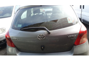 Verin de coffre TOYOTA YARIS 2 Photo n°6