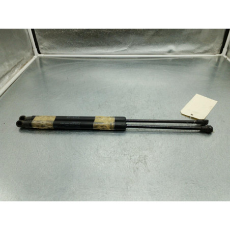 Verin de coffre TOYOTA YARIS 2