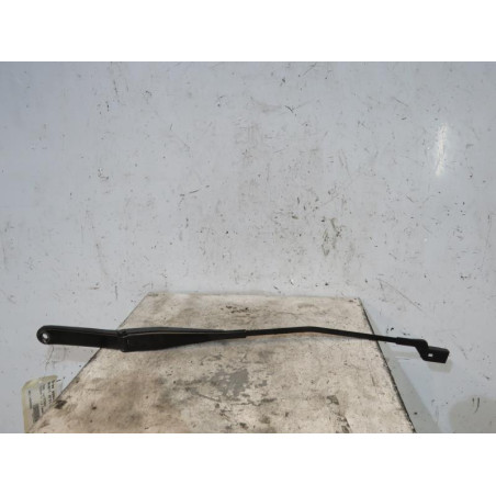 Bras essuie glace avant droit FORD FIESTA 6