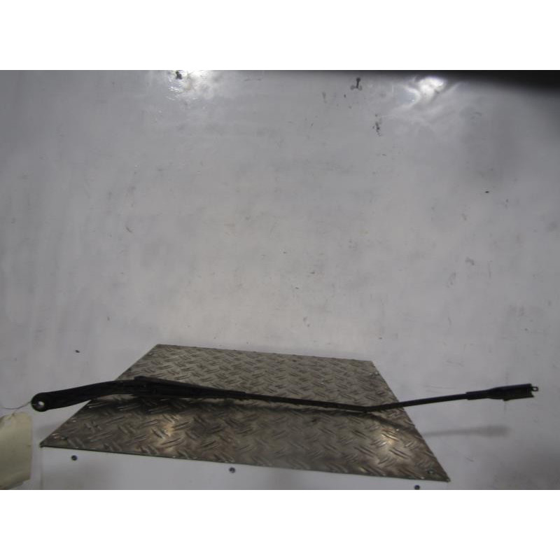 Bras essuie glace avant droit FIAT GRANDE PUNTO Photo n°1