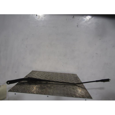 Bras essuie glace avant droit FIAT GRANDE PUNTO