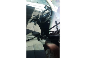 Bras essuie glace avant droit VOLKSWAGEN POLO 4 Photo n°4