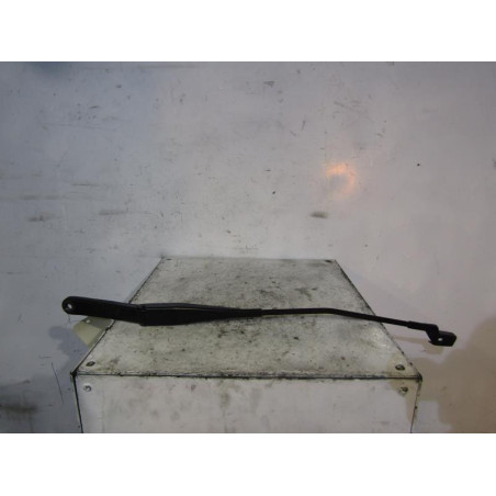 Bras essuie glace avant droit FORD FIESTA 6