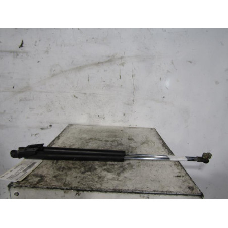 Verin de coffre SUBARU FORESTER 2