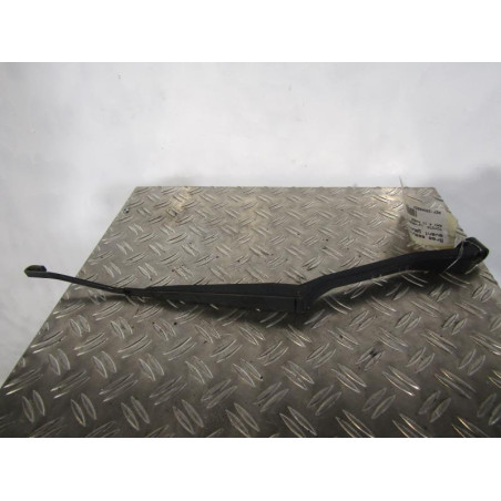 Bras essuie glace avant gauche TOYOTA RAV4 2