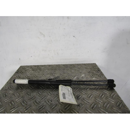 Verin de coffre SUZUKI SWIFT 3