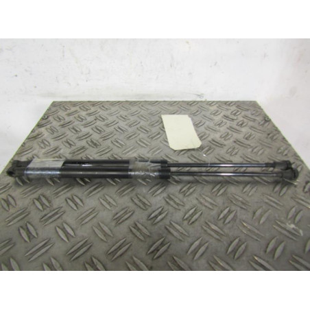 Verin de coffre TOYOTA YARIS 2