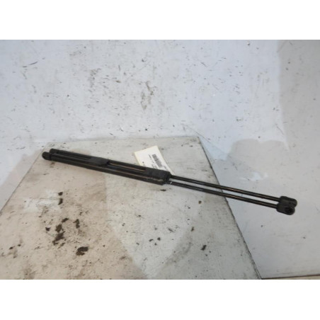 Verin de coffre NISSAN ALMERA 2