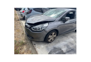 Calandre RENAULT CLIO 4 Photo n°8
