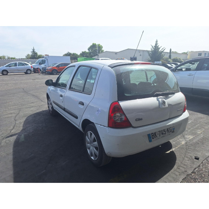 Feu arriere principal droit (feux) RENAULT CLIO 2 CAMPUS Photo n°7