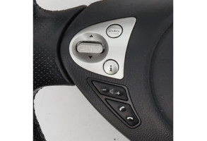 Volant NISSAN JUKE 1 Photo n°3