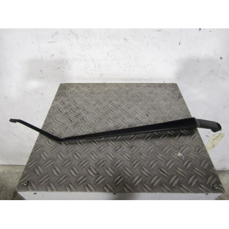 Bras essuie glace avant droit TOYOTA AVENSIS VERSO