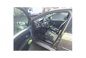 Feu arriere principal gauche (feux) RENAULT CLIO 3 Photo n°14