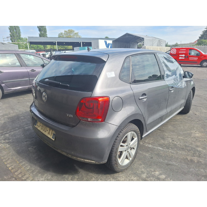 Feu arriere principal droit (feux) VOLKSWAGEN POLO 5 Photo n°14