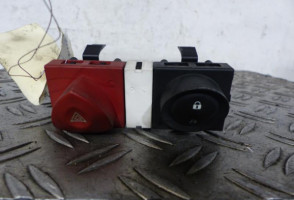 Bouton de warning RENAULT MEGANE 2