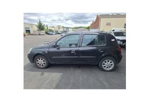Feu arriere principal gauche (feux) RENAULT CLIO 2 Photo n°12