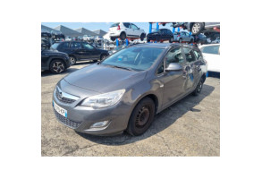 Attache ceinture arriere droit OPEL ASTRA J SPORTS Photo n°14