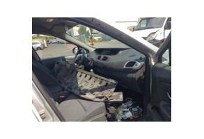 Ecran GPS RENAULT SCENIC 3 Photo n°17