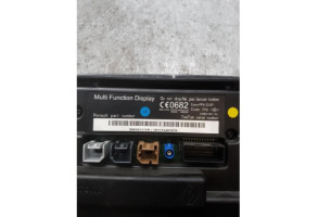 Ecran GPS RENAULT MEGANE 3 Photo n°1