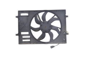 Moto ventilateur radiateur VOLKSWAGEN GOLF 7 Photo n°4