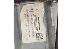 Leve vitre electrique avant gauche CITROEN C3 PICASSO Photo n°3