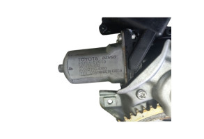 Leve vitre electrique arriere gauche TOYOTA AVENSIS 3 Photo n°5