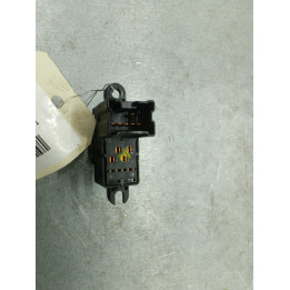 Interrupteur de leve vitre arriere droit NISSAN QASHQAI 1 Photo n°1