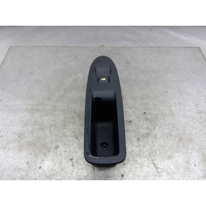 Interrupteur de leve vitre arriere droit CITROEN C4 2 Photo n°1