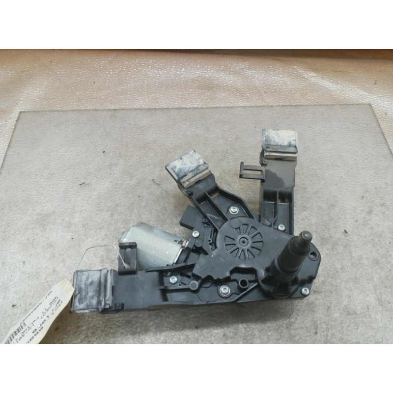 Moteur essuie glace arriere PEUGEOT 308 2 Photo n°1