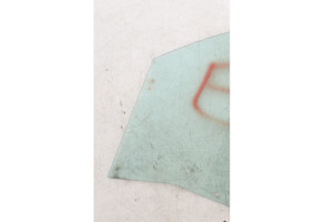 Vitre avant gauche BMW SERIE 2 F46 Photo n°2