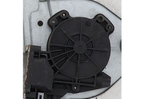Leve vitre electrique arriere gauche RENAULT CLIO 3 Photo n°4