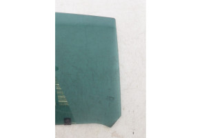 Vitre arriere droit RENAULT CLIO 4 Photo n°3