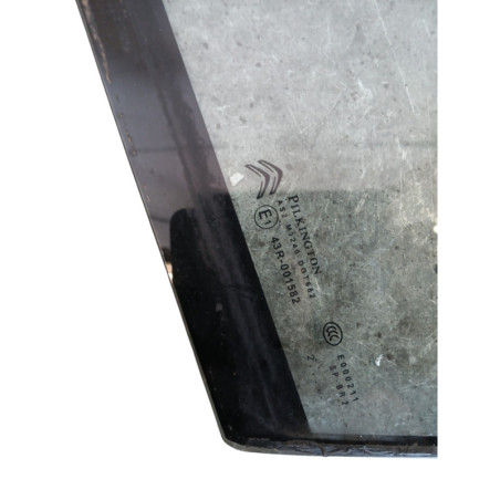 Custode avant gauche (porte) CITROEN C4 2