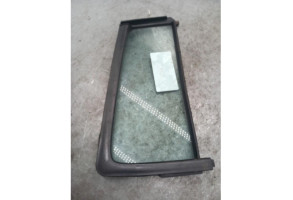 Custode arriere droit (porte) SUZUKI SWIFT 3 Photo n°2