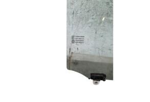 Vitre arriere droit NISSAN MICRA 4 Photo n°4