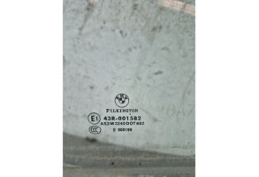 Vitre arriere gauche BMW SERIE 3 E90 Photo n°2