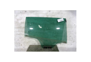 Vitre arriere droit LANCIA DELTA 3 Photo n°1