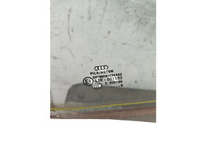 Vitre arriere gauche AUDI A4 3 Photo n°2