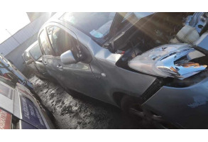 Vitre arriere gauche TOYOTA YARIS 2 Photo n°4