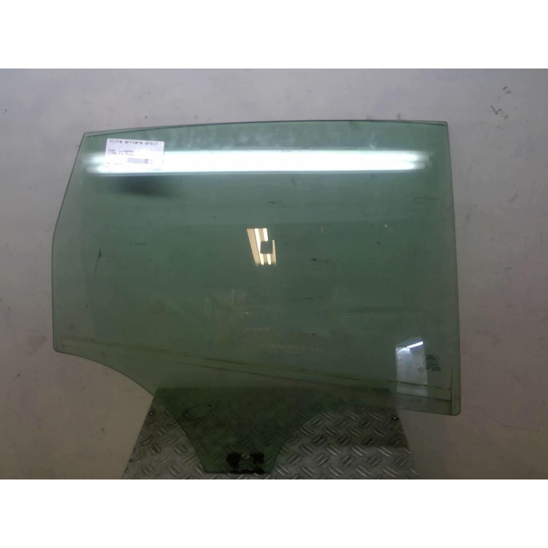 Vitre arriere droit FORD C-MAX 2 Photo n°1