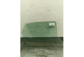 Vitre arriere droit FORD FOCUS 1 Photo n°2
