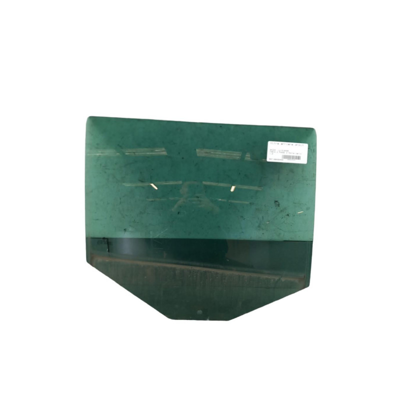 Vitre arriere droit SKODA FABIA 2 Photo n°1