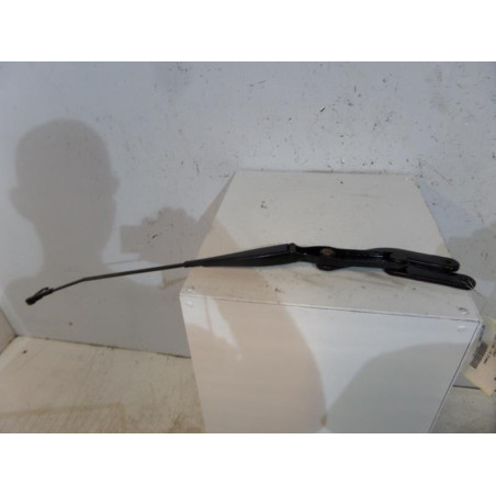Bras essuie glace avant droit FORD C-MAX 1