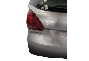Malle/Hayon arriere PEUGEOT 2008 1 Photo n°9