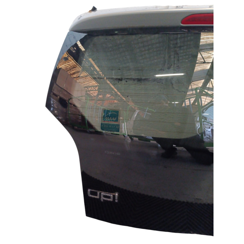 Malle/Hayon arriere VOLKSWAGEN UP Photo n°1